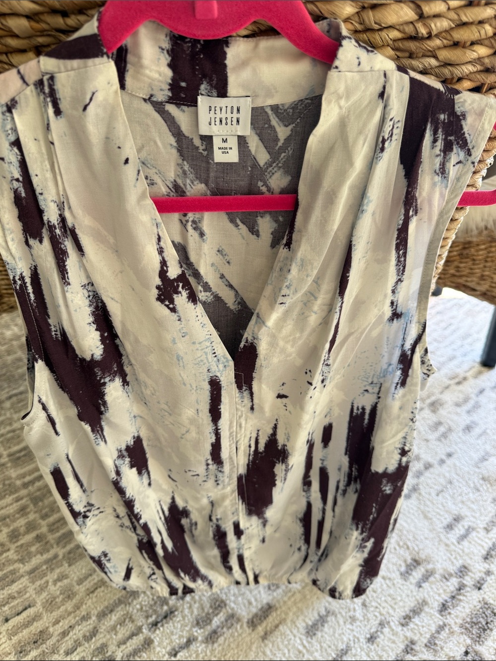 Cream & Dark purple Printed Sleeveless V-Neck Cami